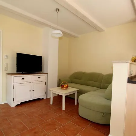 Schild Apartment *